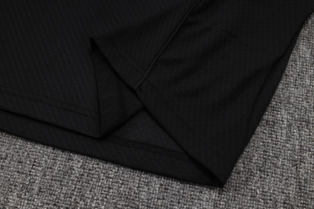 2025/2026 Liverpool Black Polo Short-Sleeve Training Kit