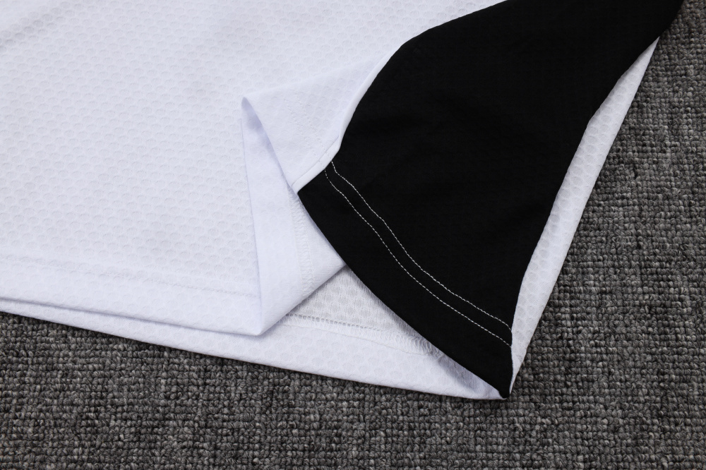 2025/2026 Liverpool White Polo Short-Sleeve Training Kit