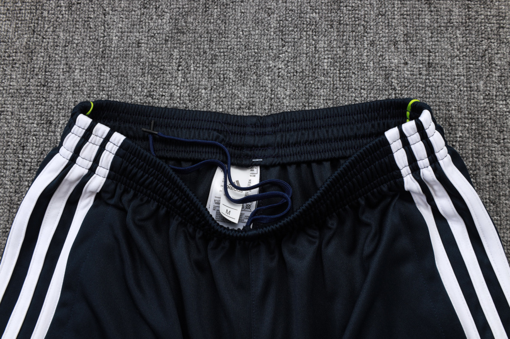 2025/2026 Real Madrid White Retro Short-Sleeve Training Kit