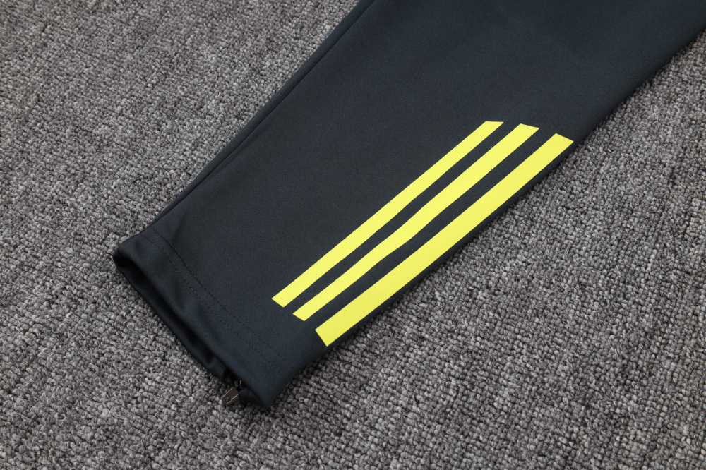 2025/2026 Real Madrid Dark Grey Long-Zip Long-Sleeve Training Kit