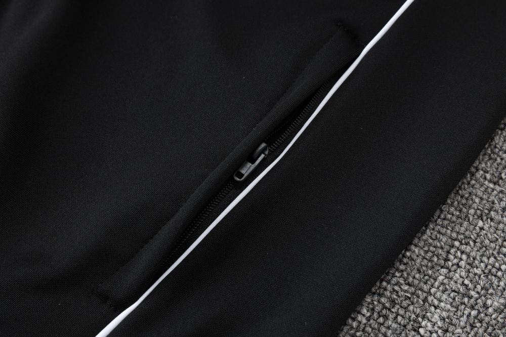 2025/2026 Real Madrid Black Long-Zip Long-Sleeve Training Kit