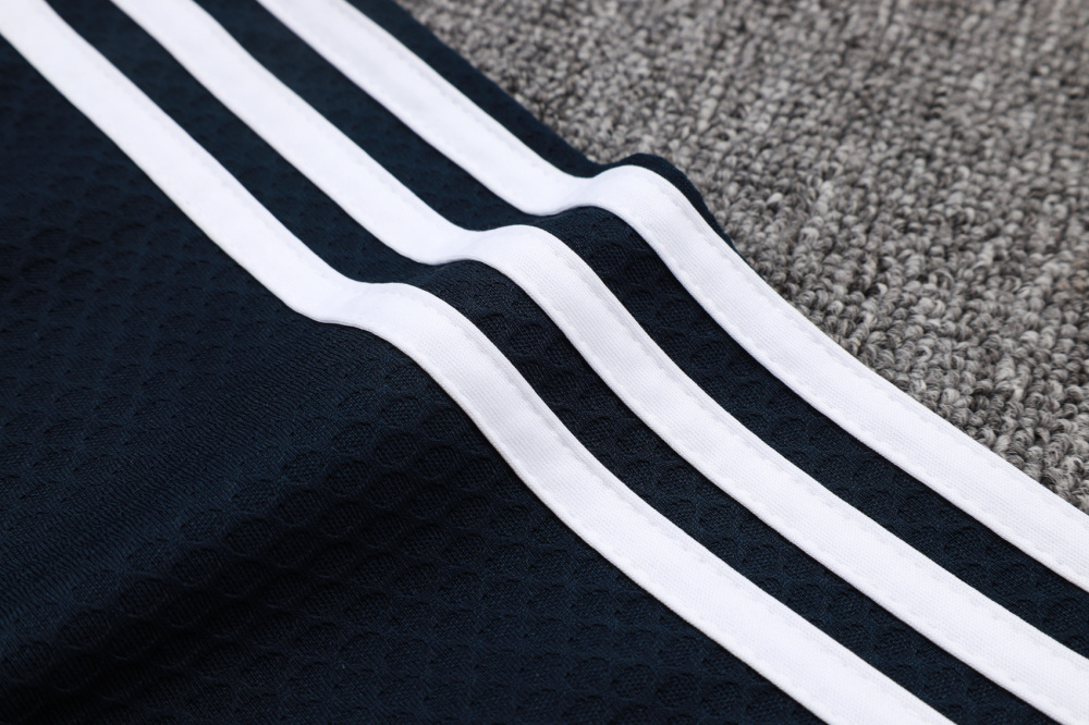 2025/2026 Real Madrid Black Short-Sleeve Training Kit