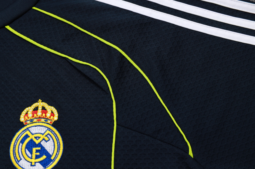 2025/2026 Real Madrid Black Short-Sleeve Training Kit