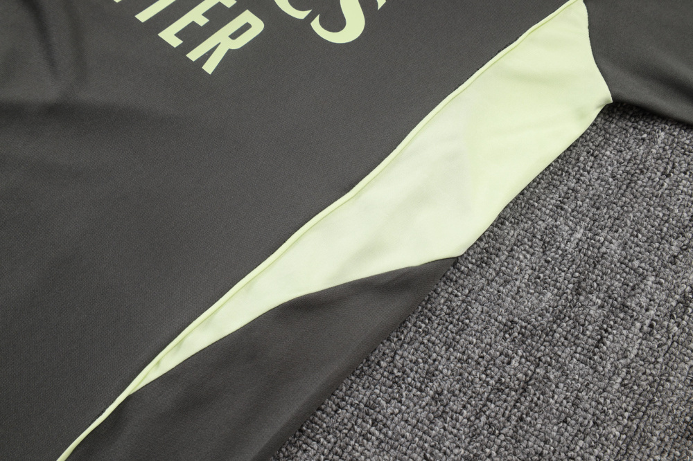 2025/2026 Real Madrid Grey-Green Short-Sleeve Training Kit