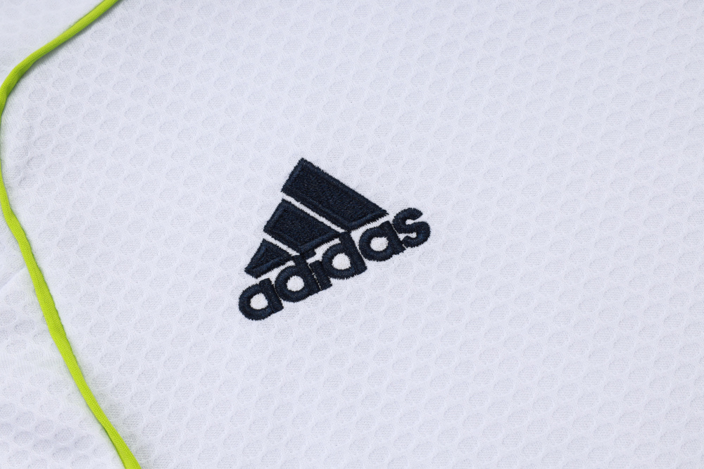 2025/2026 Real Madrid White Retro Short-Sleeve Training Kit