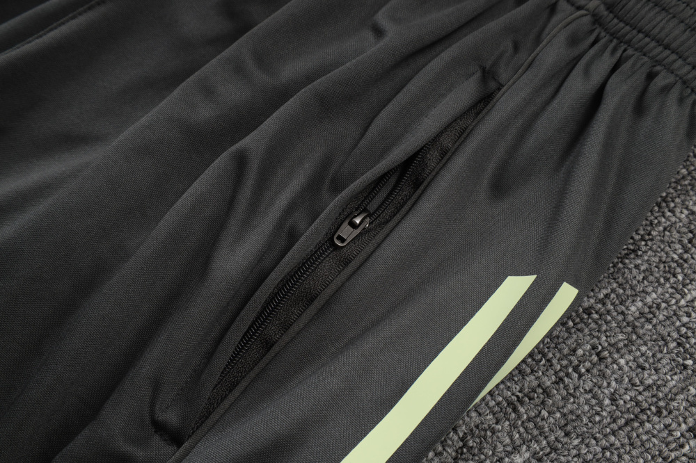 2025/2026 Real Madrid Grey-Green Short-Sleeve Training Kit
