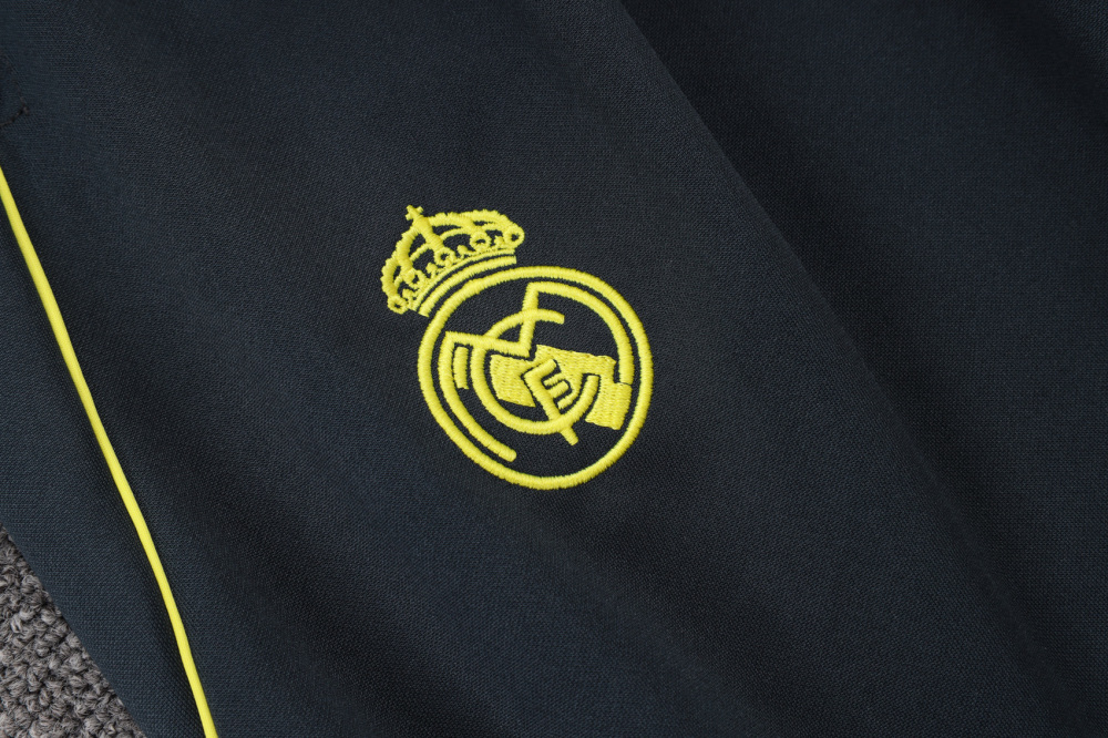 2025/2026 Real Madrid Dark Grey Long-Zip Long-Sleeve Training Kit