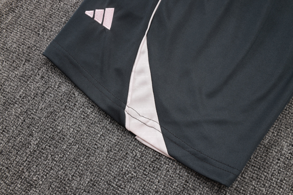 2025/2026 Real Madrid Grey Short-Sleeve Training Kit