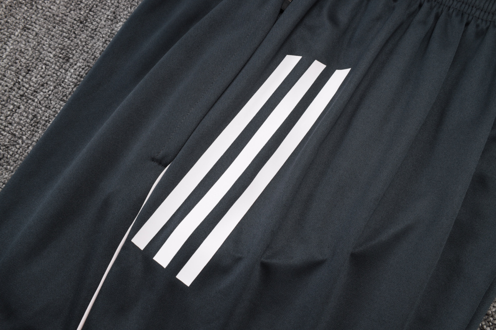 2025/2026 Real Madrid Grey Short-Sleeve Training Kit