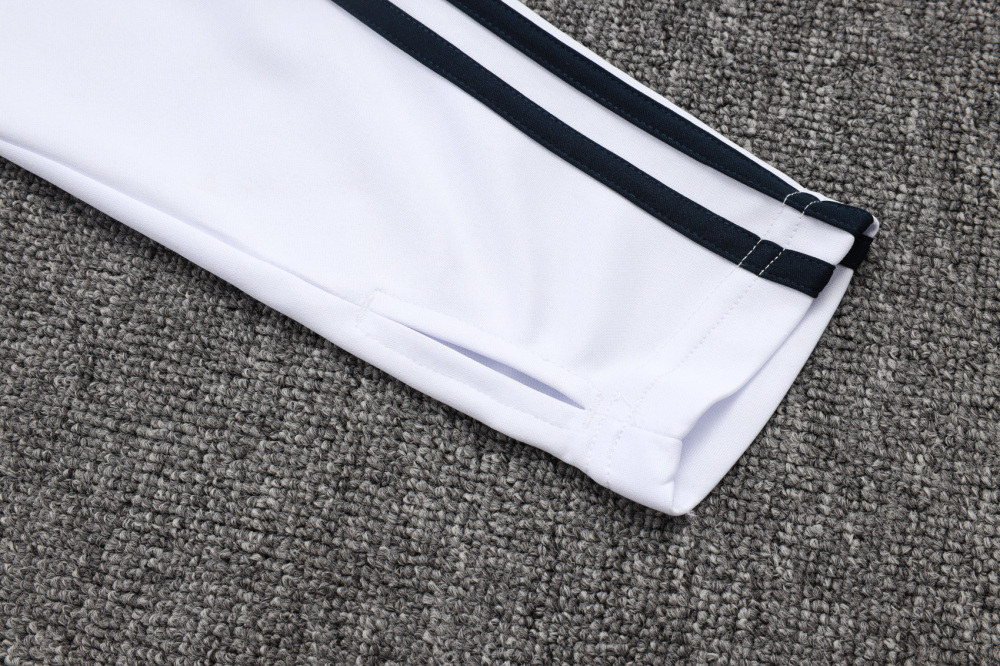 2025/2026 Real Madrid White Retro Half-Zip Long-Sleeve Training Kit
