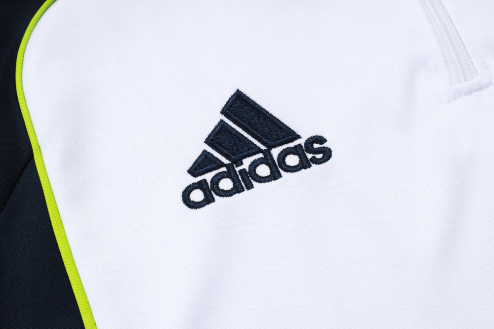 2025/2026 Real Madrid White Retro Half-Zip Long-Sleeve Training Kit