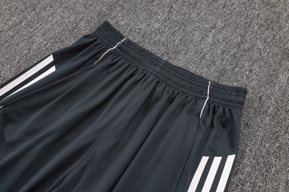 2025/2026 Real Madrid Grey Short-Sleeve Training Kit