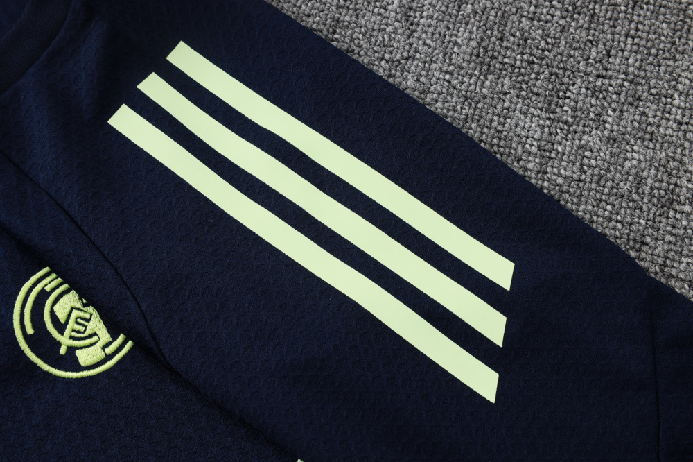 2025/2026 Real Madrid Dark Blue Short-Sleeve Training Kit