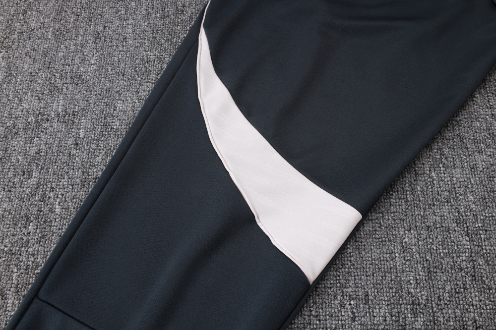 2025/2026 Real Madrid Dark Grey Long-Zip Long-Sleeve Training Kit