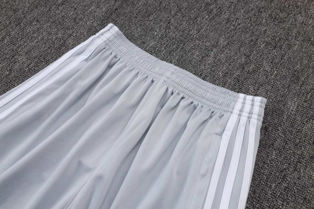 2025/2026 Real Madrid Grey and White Short-Sleeve Training Kit