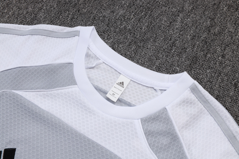 2025/2026 Real Madrid Grey and White Short-Sleeve Training Kit