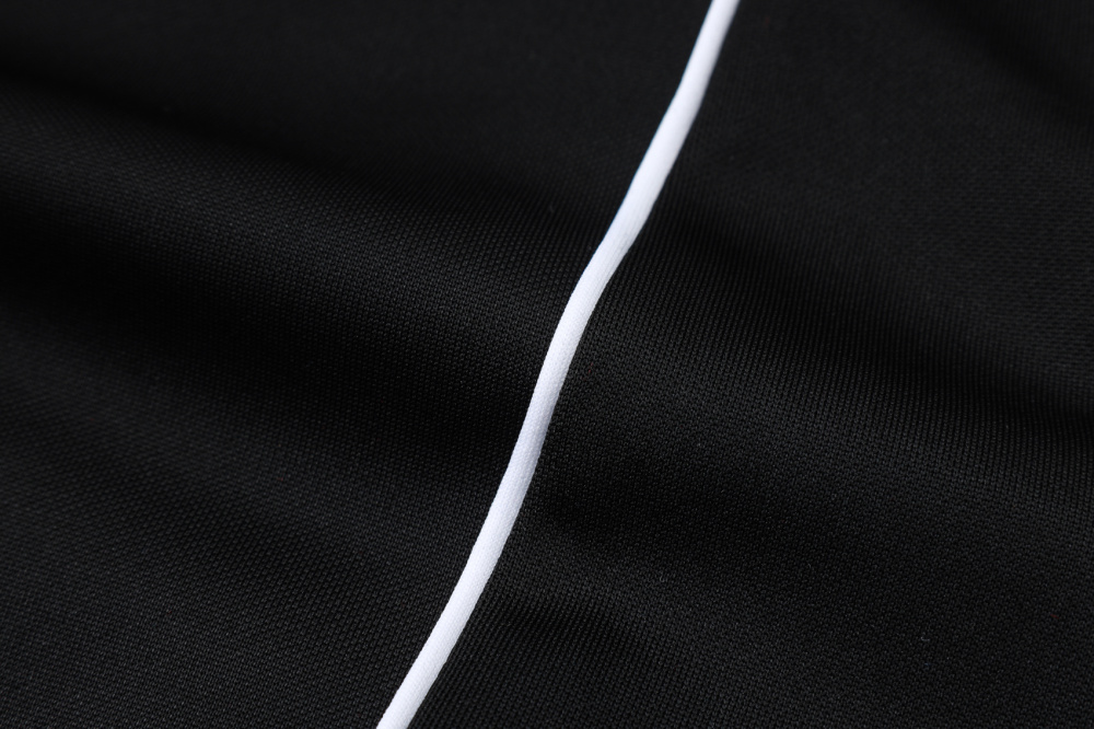 2025/2026 Real Madrid Black Long-Zip Long-Sleeve Training Kit