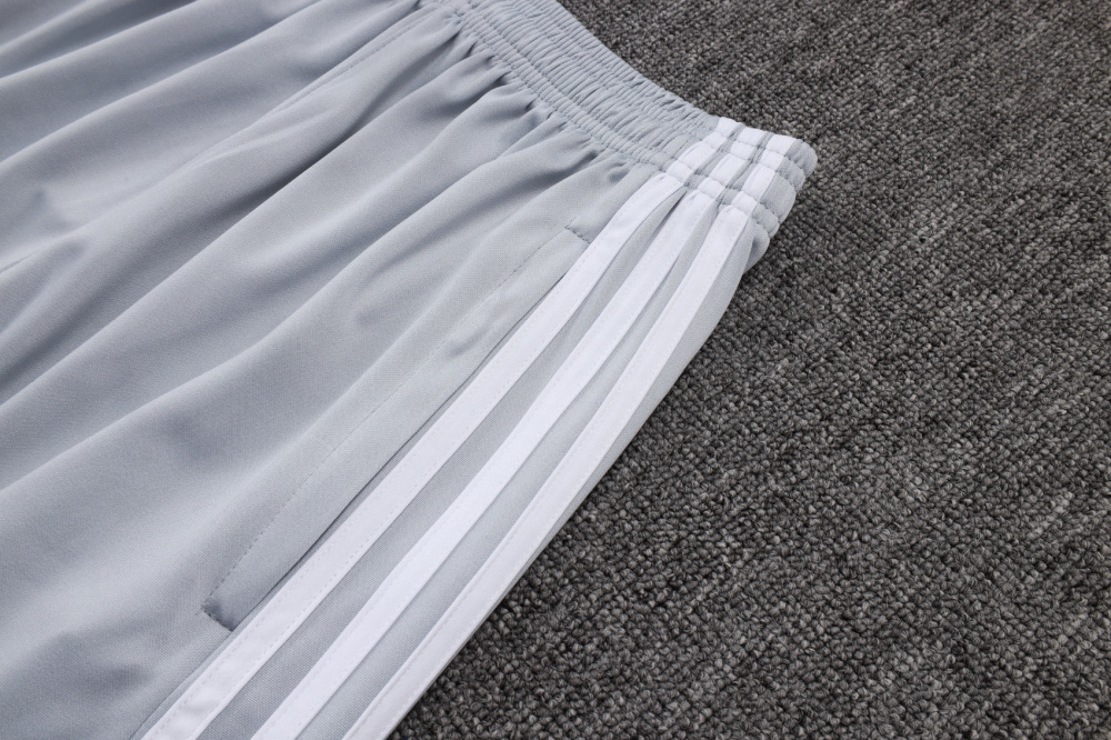 2025/2026 Real Madrid Grey and White Short-Sleeve Training Kit