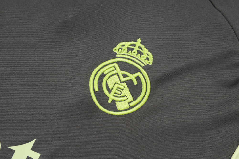 2025/2026 Real Madrid Grey-Green Short-Sleeve Training Kit