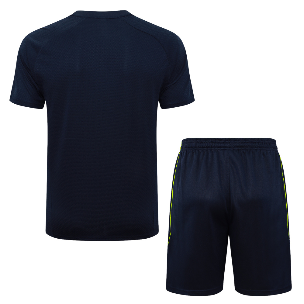 2025/2026 Real Madrid Black Short-Sleeve Training Kit