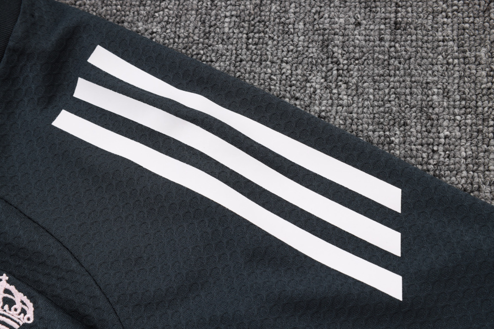 2025/2026 Real Madrid Grey Short-Sleeve Training Kit
