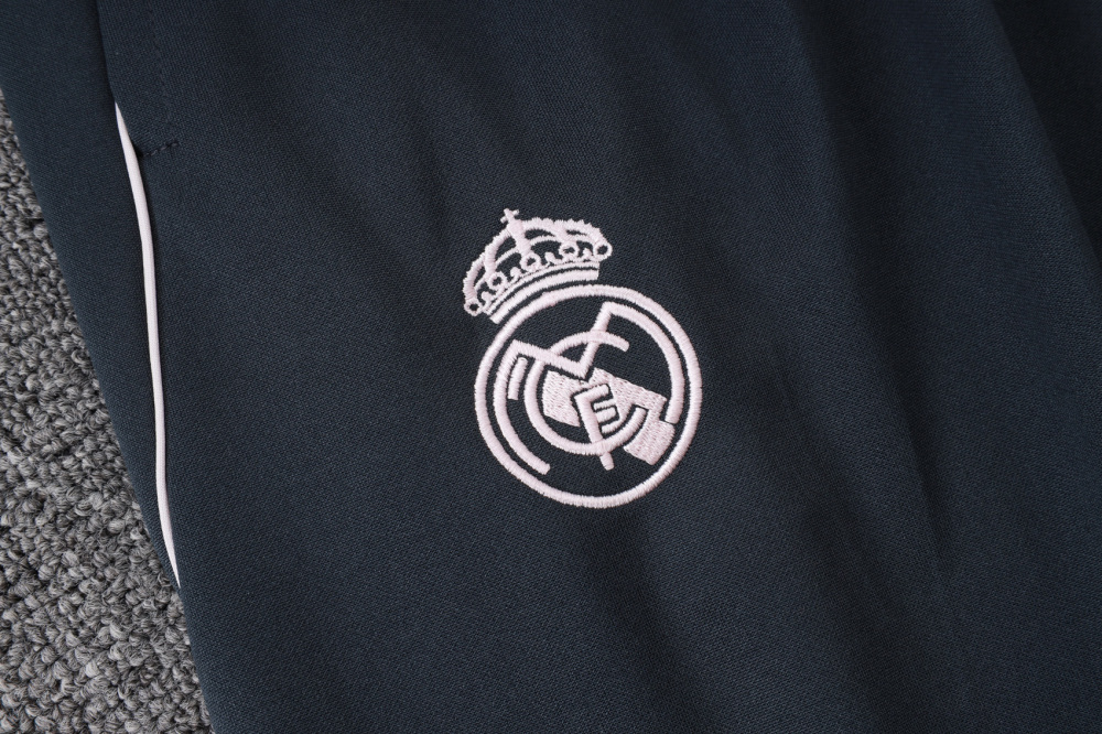 2025/2026 Real Madrid Dark Grey Long-Zip Long-Sleeve Training Kit