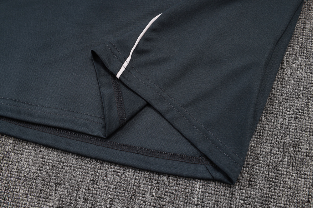 2025/2026 Real Madrid Dark Grey Half-Zip Long-Sleeve Training Kit