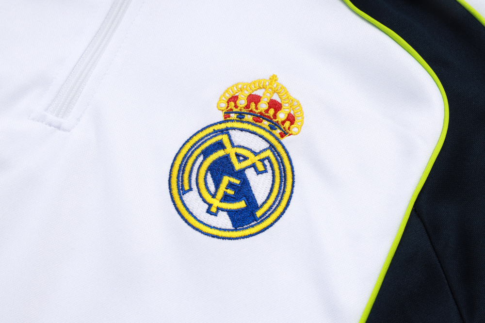 2025/2026 Real Madrid White Retro Half-Zip Long-Sleeve Training Kit
