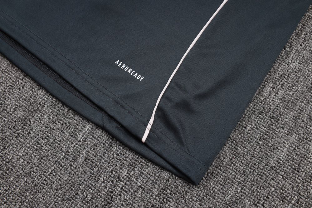 2025/2026 Real Madrid Dark Grey Half-Zip Long-Sleeve Training Kit