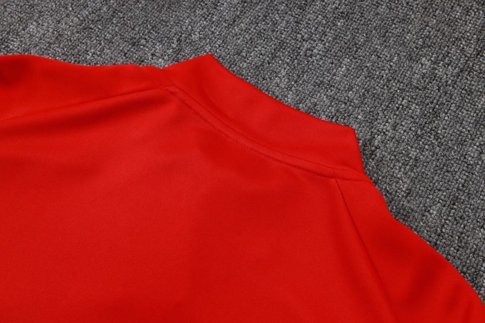 2025/2026 Arsenal Red Long-Zip Training Kit
