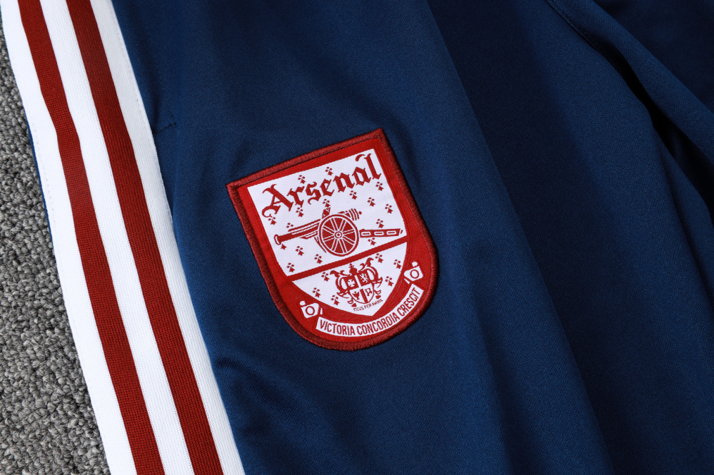 2025/2026 Arsenal dark red Half-Zip Long-Sleeve Training Kit