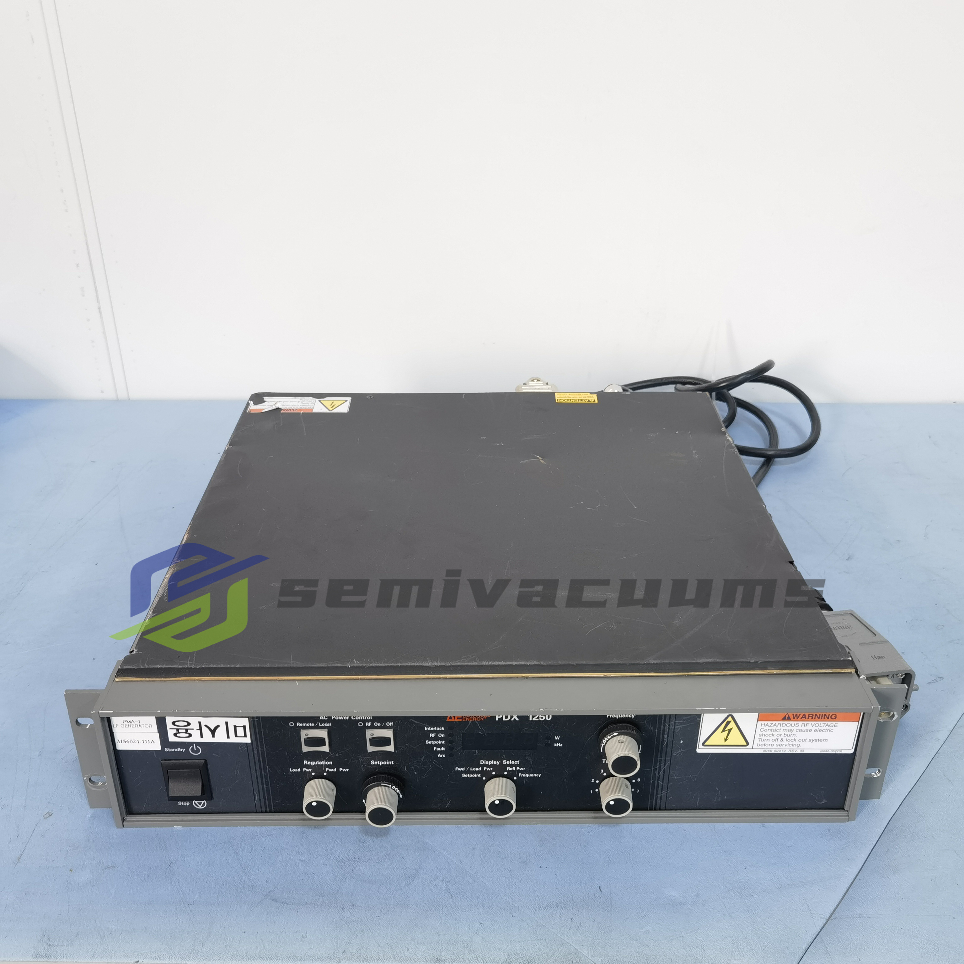 Advanced Energy RF Generator PDX 1250 3156024-111 A ,AMAT Used