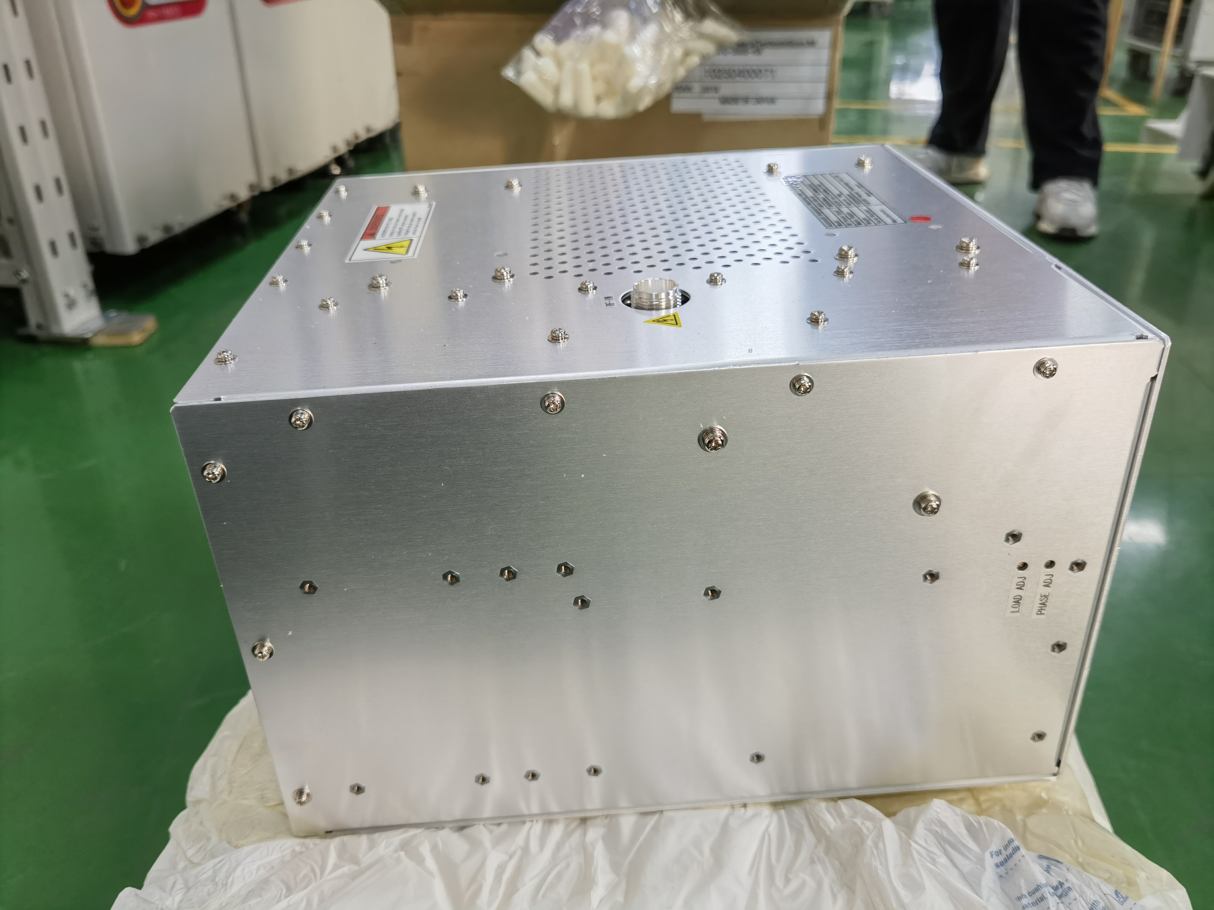 ADTEC Automatic Impedance Matching Box AMVG-3000-KK