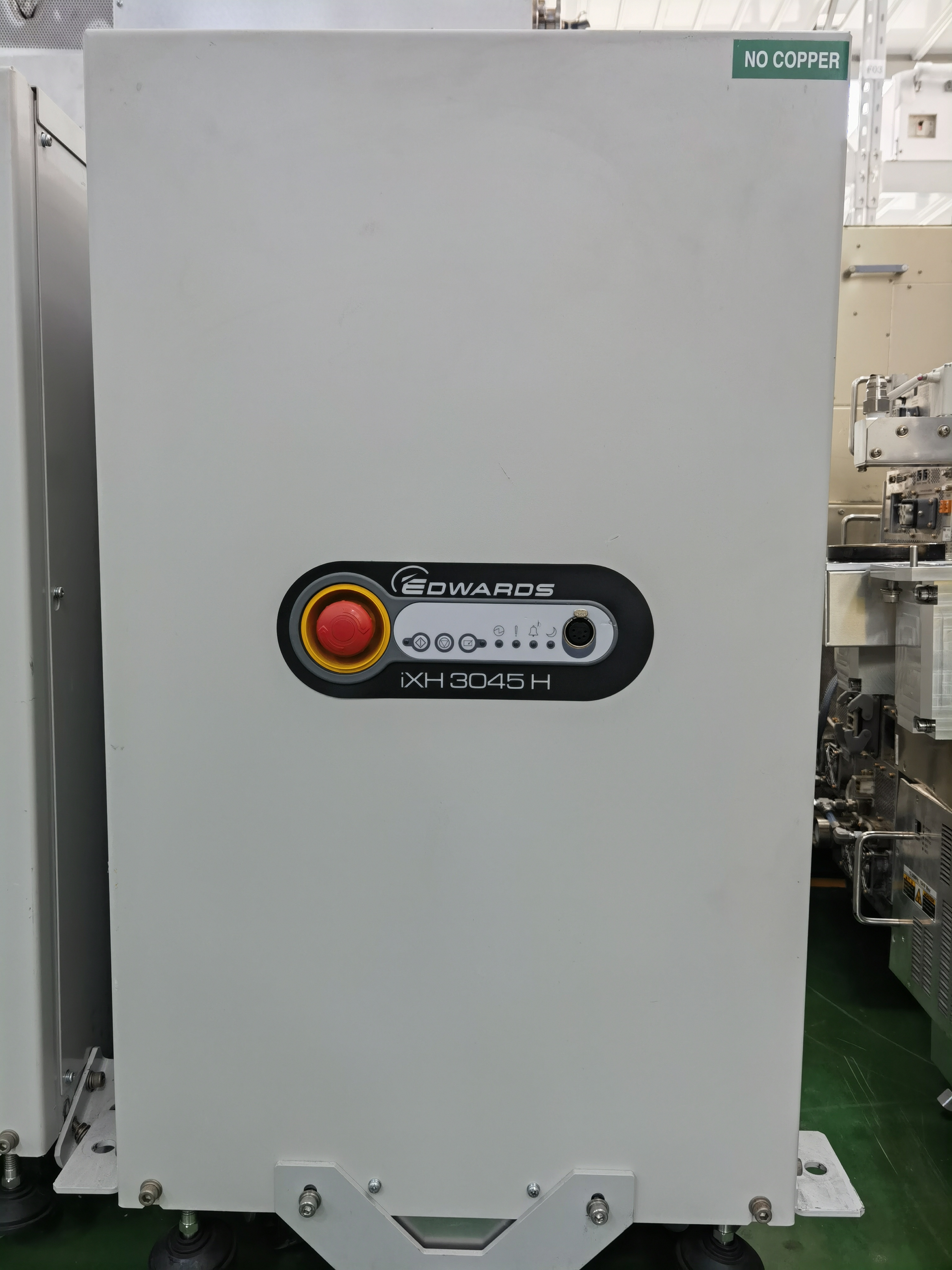 EDWARDS  Vacuum Pump IXH3045 HVM SYSTEMS