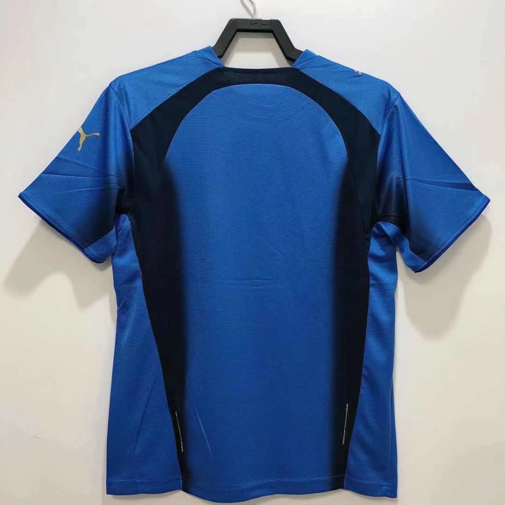 Italy 06 home jersey