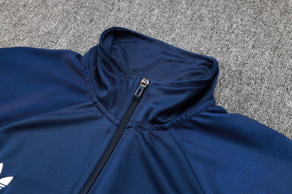 Italy   24/25 Adults Long Zipper Training Jersey  top + pants