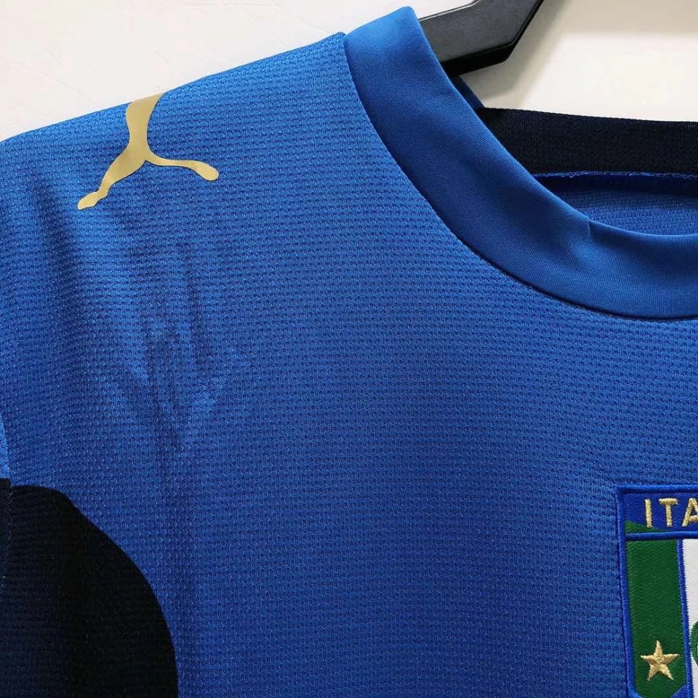 Italy 06 home jersey