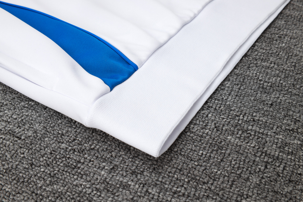 Italian 24/25 adult outerwear, half zipper and hat, training suit top and pants