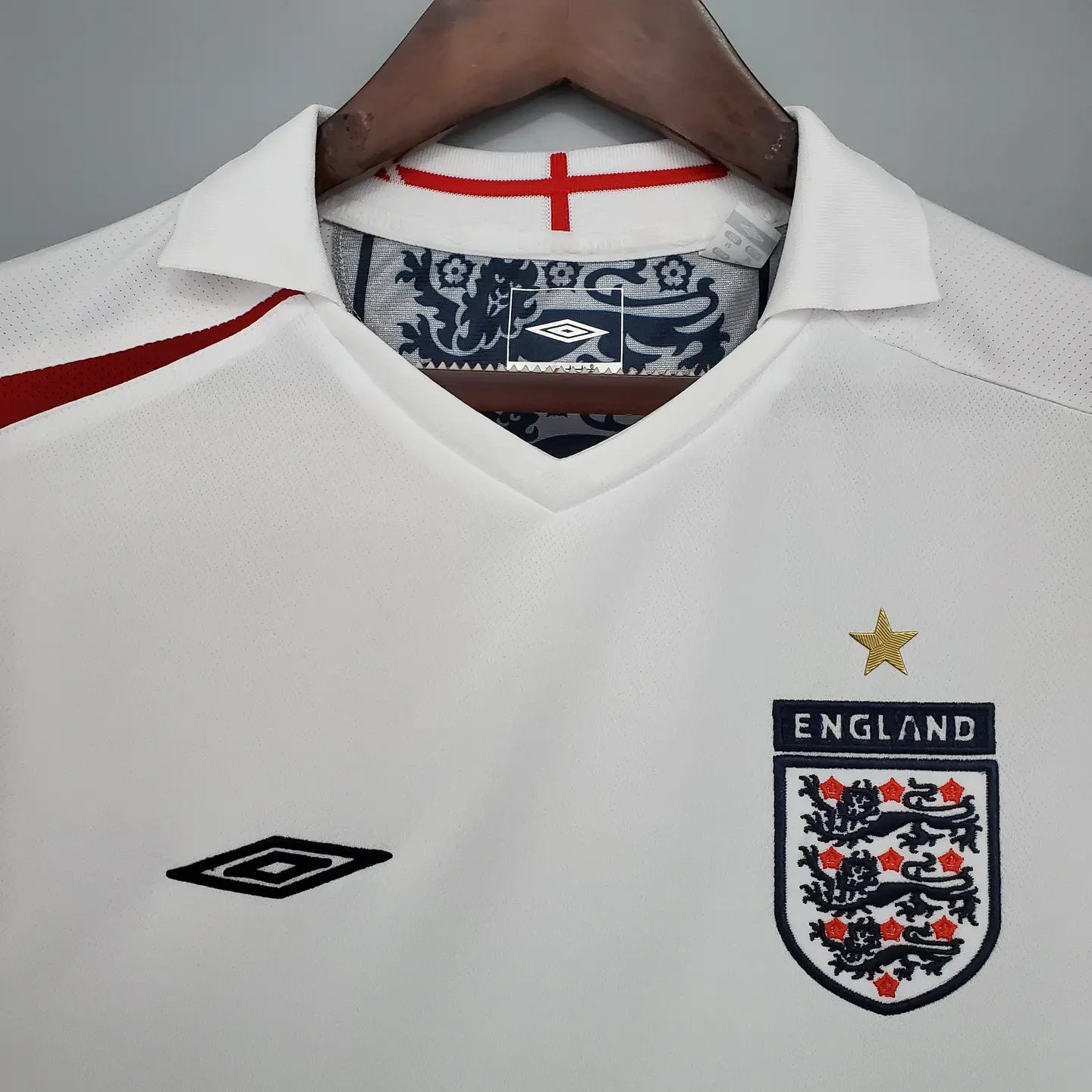 Retro England 2006 Home Stadium Jersey