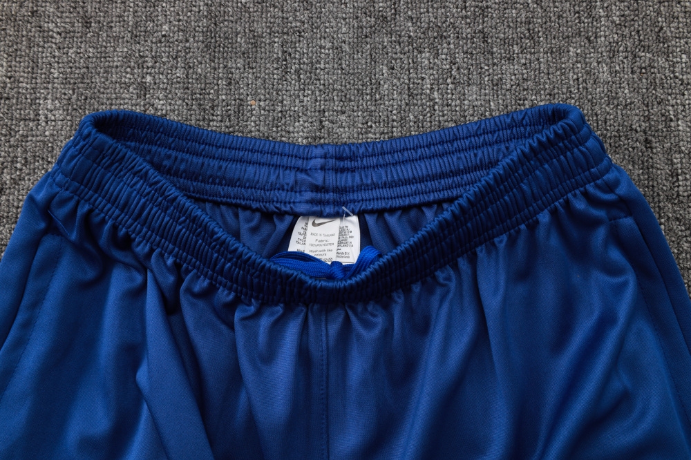 Netherlands 24/25 Adults Long sleeves half-zip Top + pants