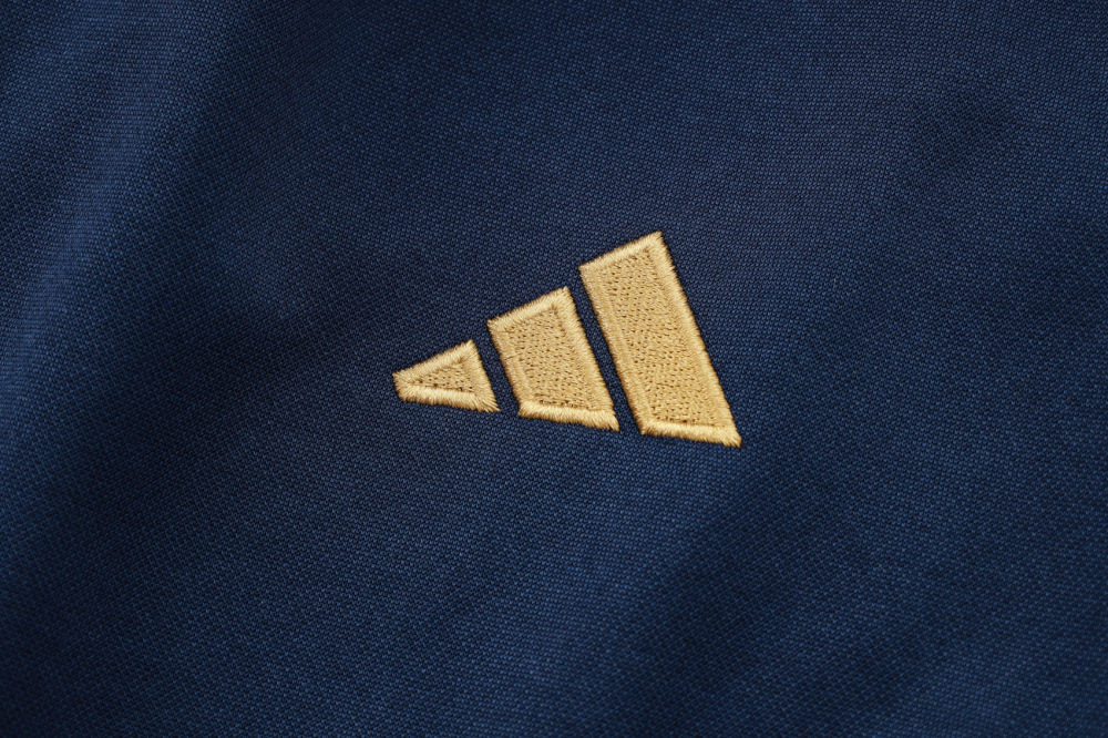 Italian 24/25 adult outerwear, half zipper and hat, training suit top and pants