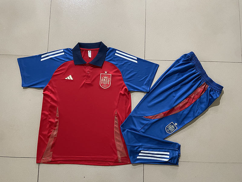 Spain 24/25 Adults  Short sleeve training suit Top + pants