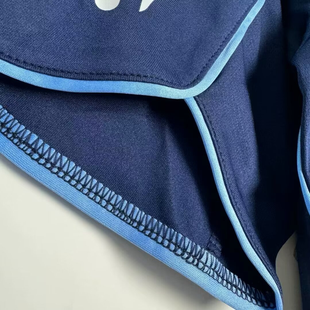 Real Madrid  Retro 2005-2006  away jersey