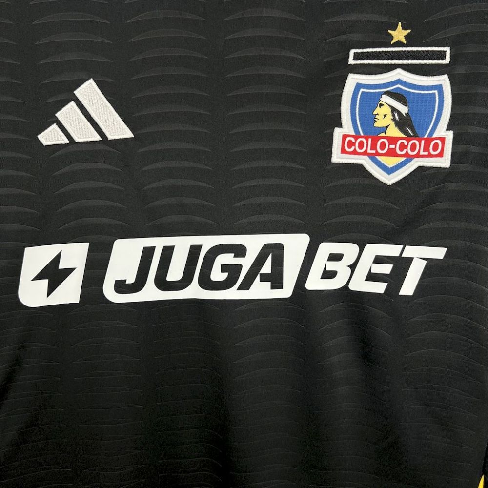 Colo Colo 25/26 Away Jersey- Fans Version