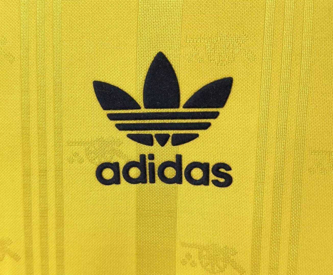 Arsenal Retro 98-00 Away Stadium Jersey