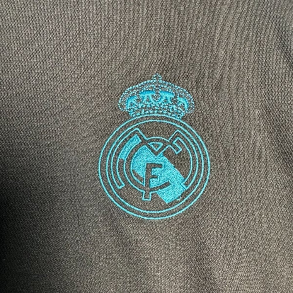 Real Madrid  Retro long sleeves 2017-2018 away jersey
