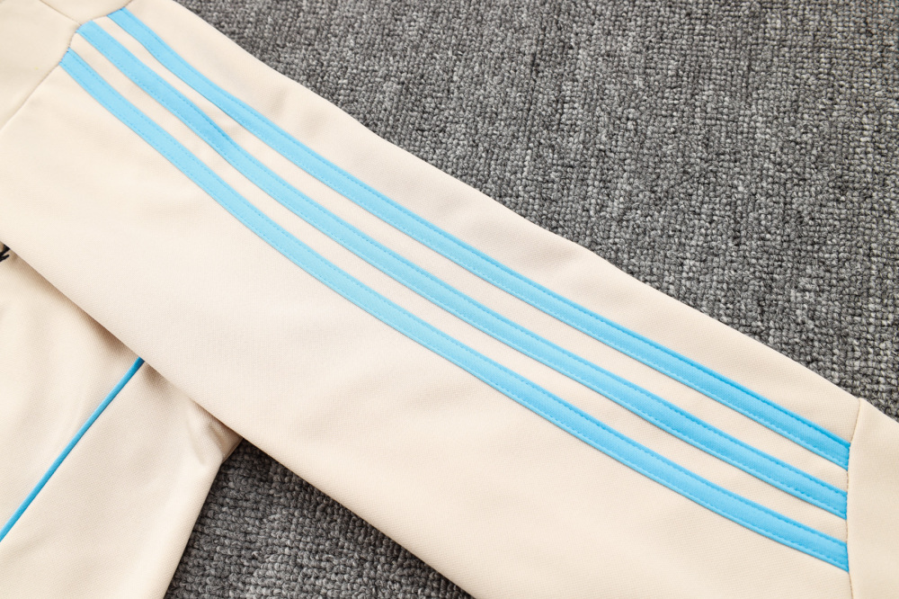 Argentina 24/25 adult outerwear, half zipper and hat, training suit top+pants