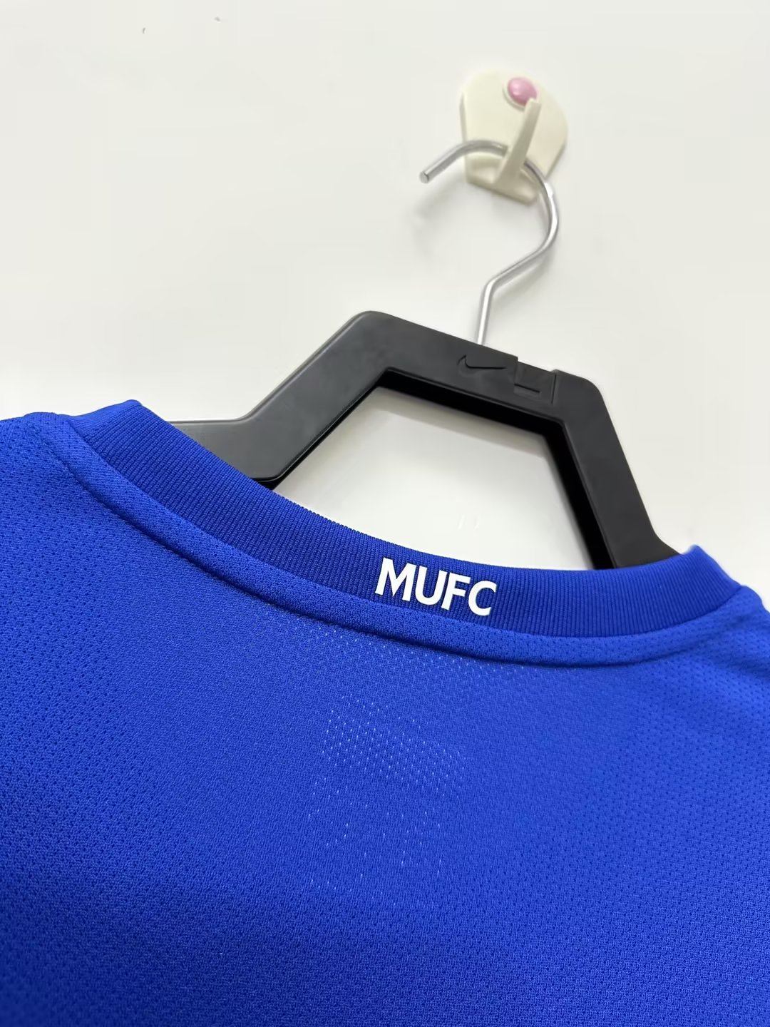 Manchester United Retro 2008-2009 season long away jersey
