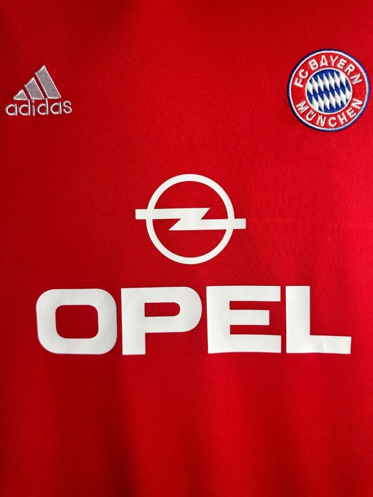 Bayern Munich Retro 2000-2001 home jersey