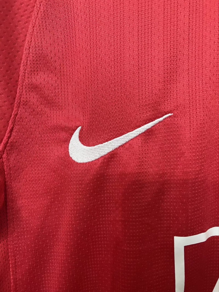 Manchester United UEFA Retro 2007-2008 season long home jersey